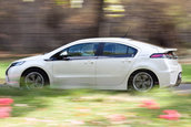 Opel Ampera prezentat in Romania