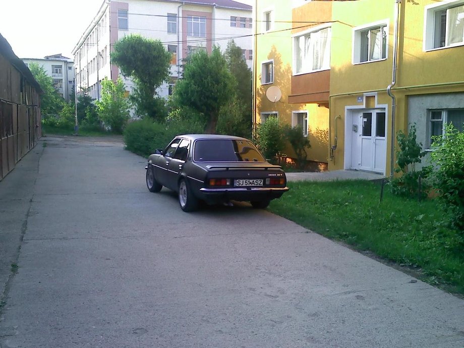 Opel Ascona 2.0 S