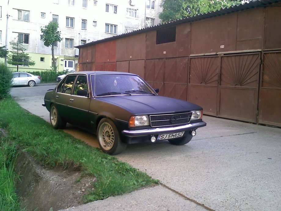 Opel Ascona 2.0 S