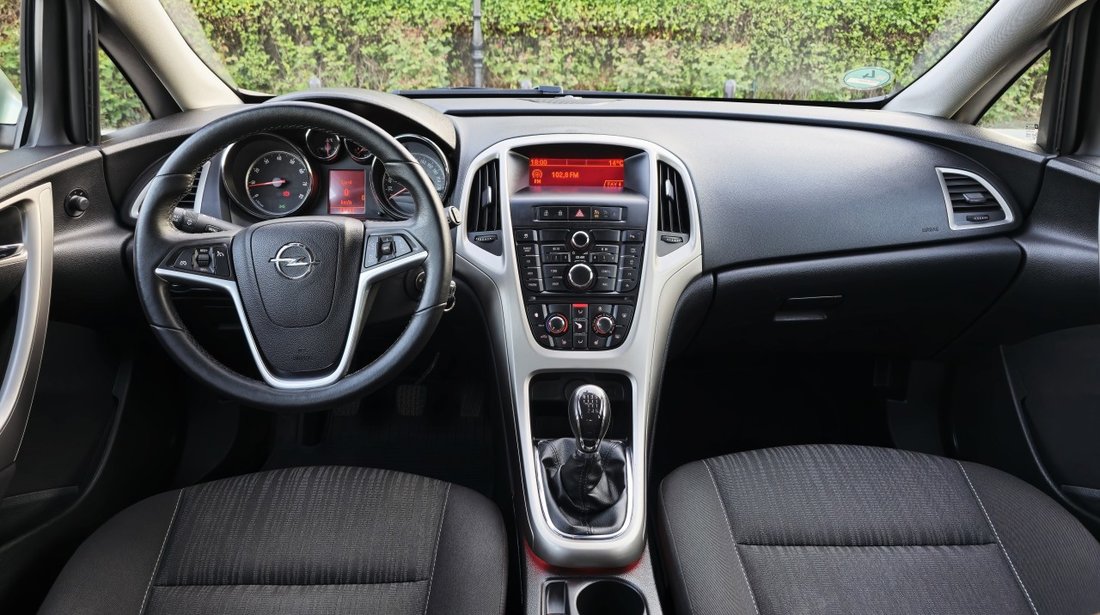 Opel Astra 1.4 2010
