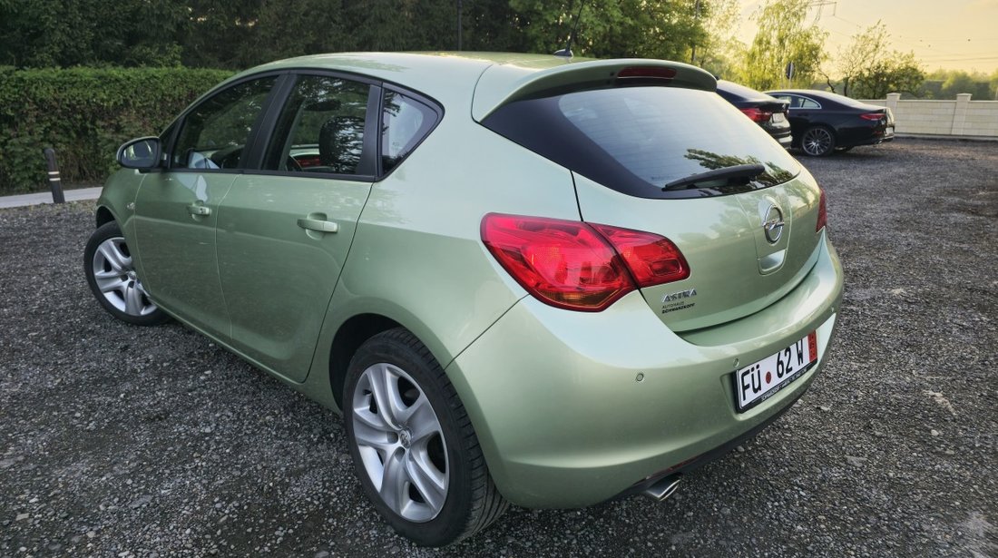 Opel Astra 1.4 2010