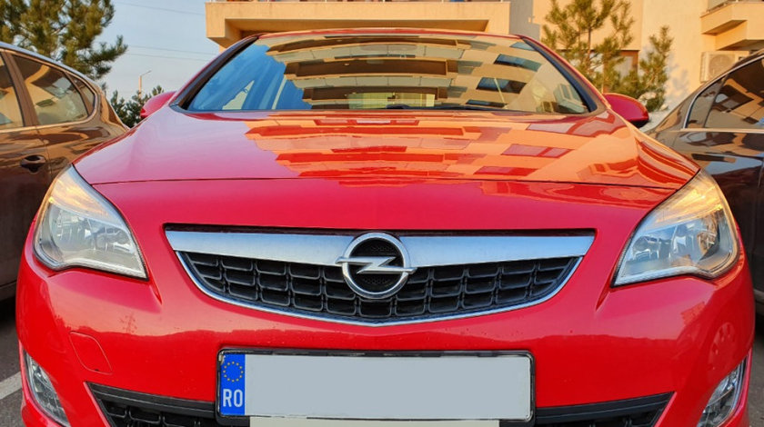Opel Astra 1.4 turbo 2010
