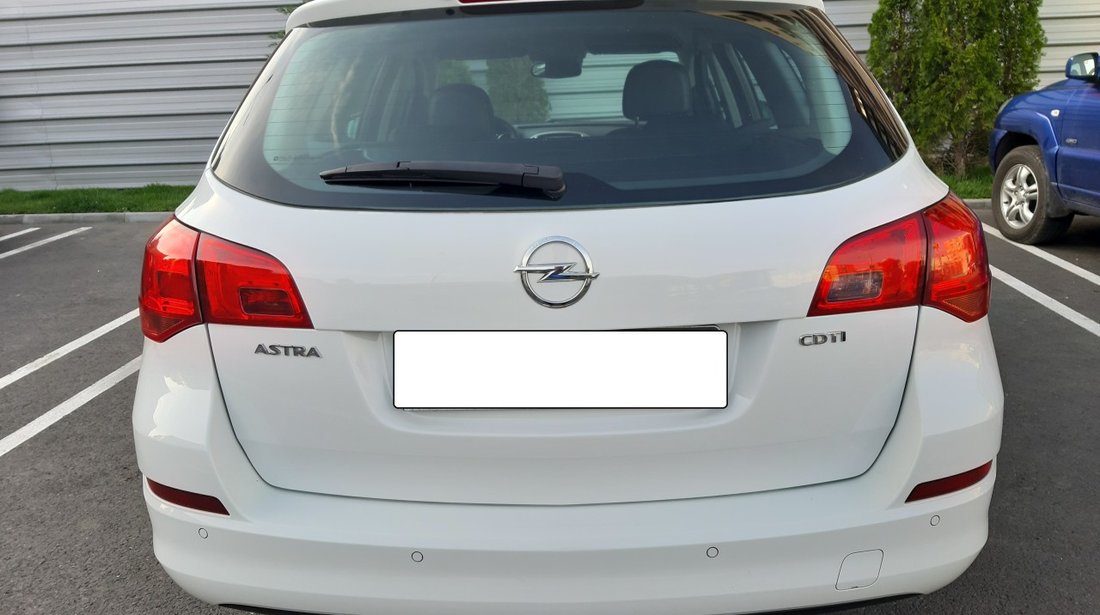 Opel Astra 1,5 diesel 2012