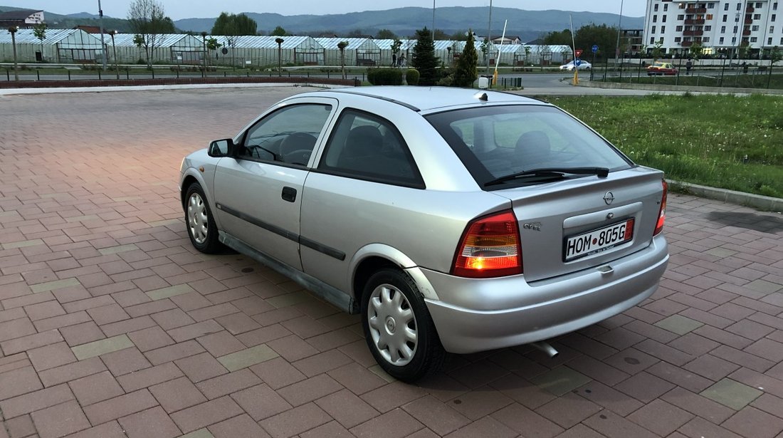 Opel Astra 1.6 2000