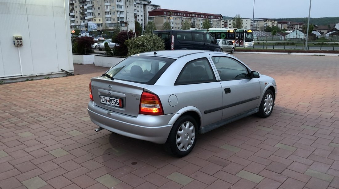 Opel Astra 1.6 2000