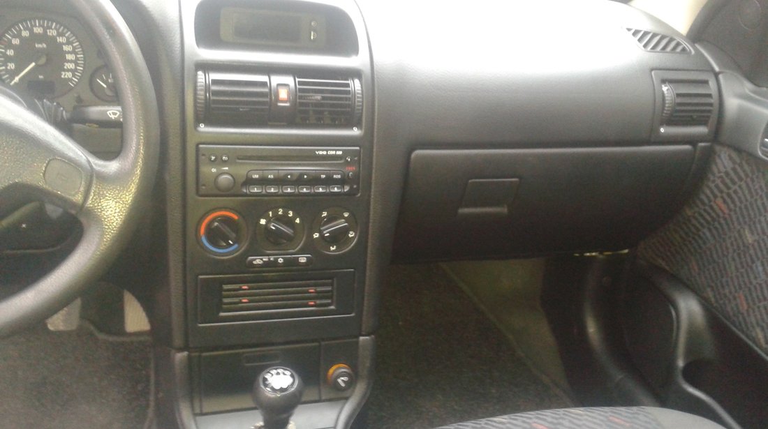 Opel Astra 1.6 2002