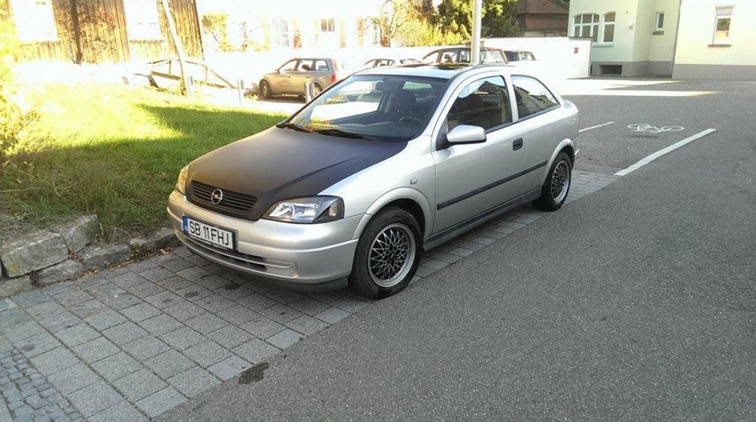 Opel Astra 1.6 2004