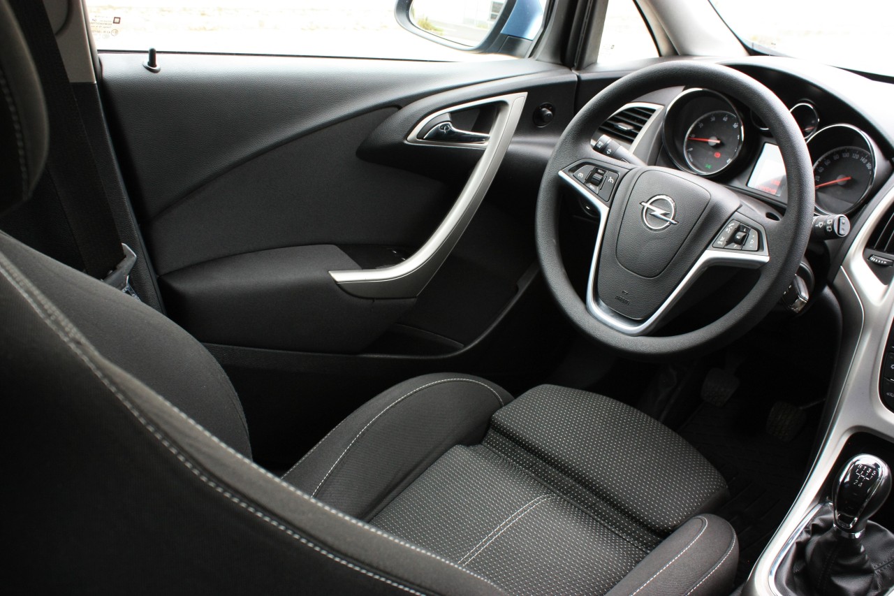 Opel Astra 1.6 2010
