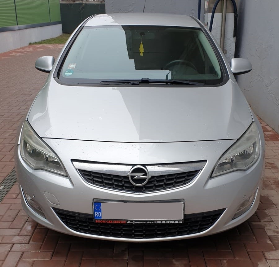 Opel Astra 1.6 2010