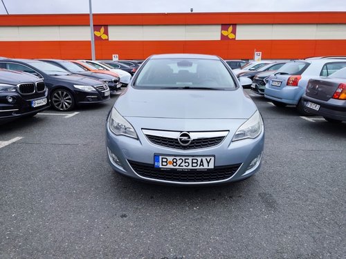 Opel Astra 1.6 2011