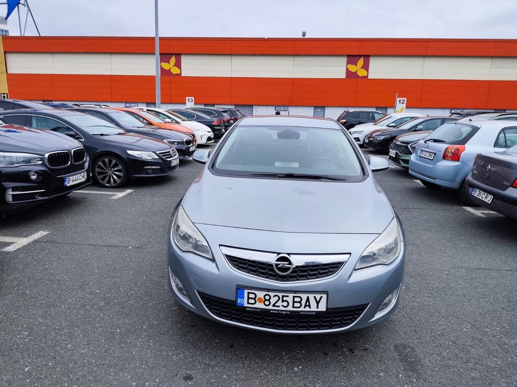 Opel Astra 1.6 2011