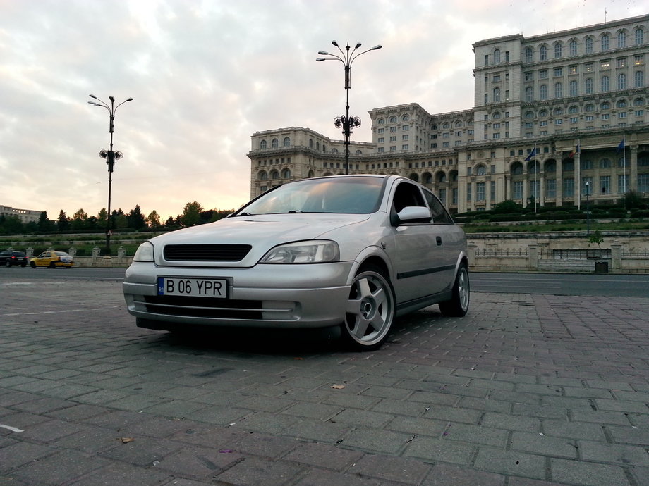 Opel Astra 1.6/8v