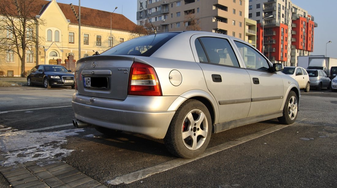 Opel Astra 1.6 benzina 2001