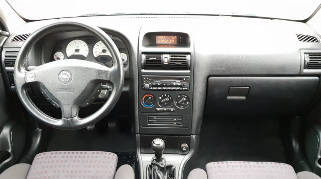 Opel Astra 1.6 benzina 2002