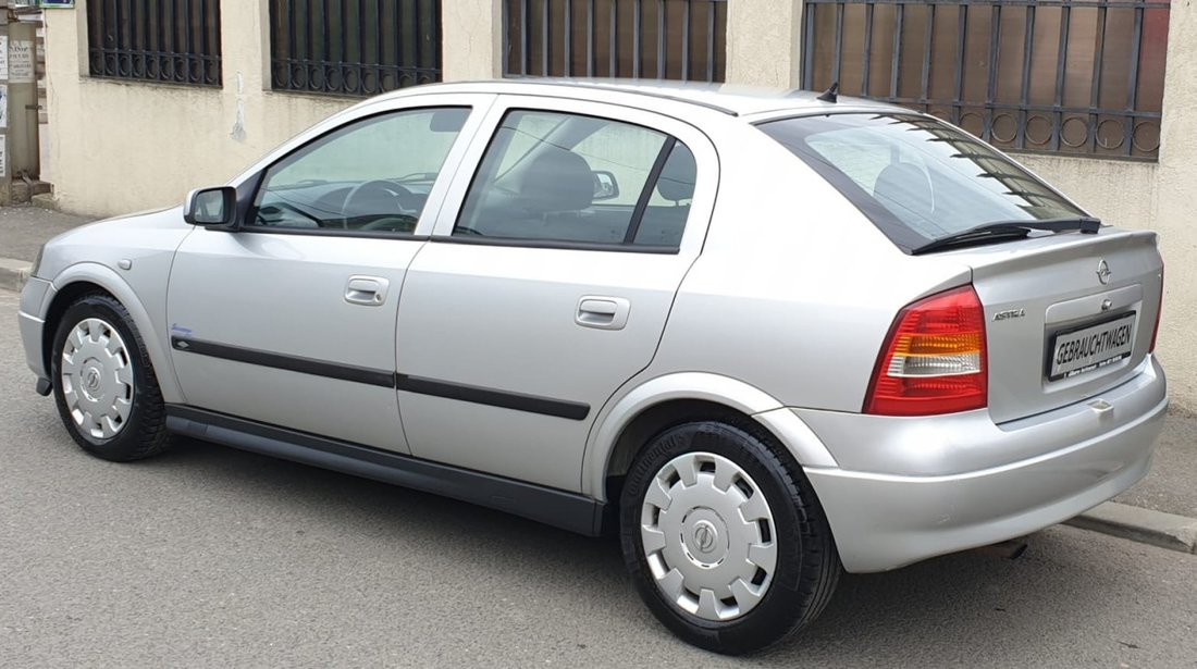 Opel Astra 1.6 benzina 2003