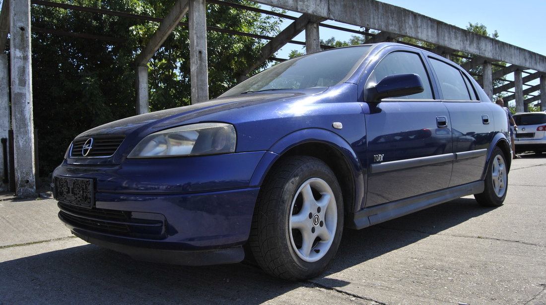 Opel Astra 1.6 benzina 2003