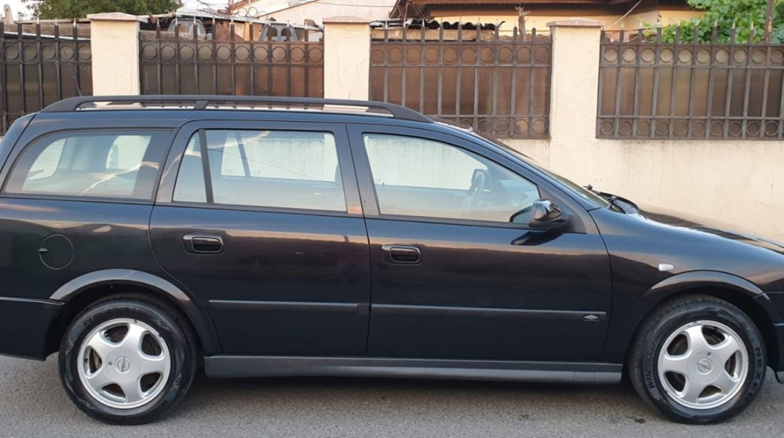 Opel Astra 1.6 benzina 2004