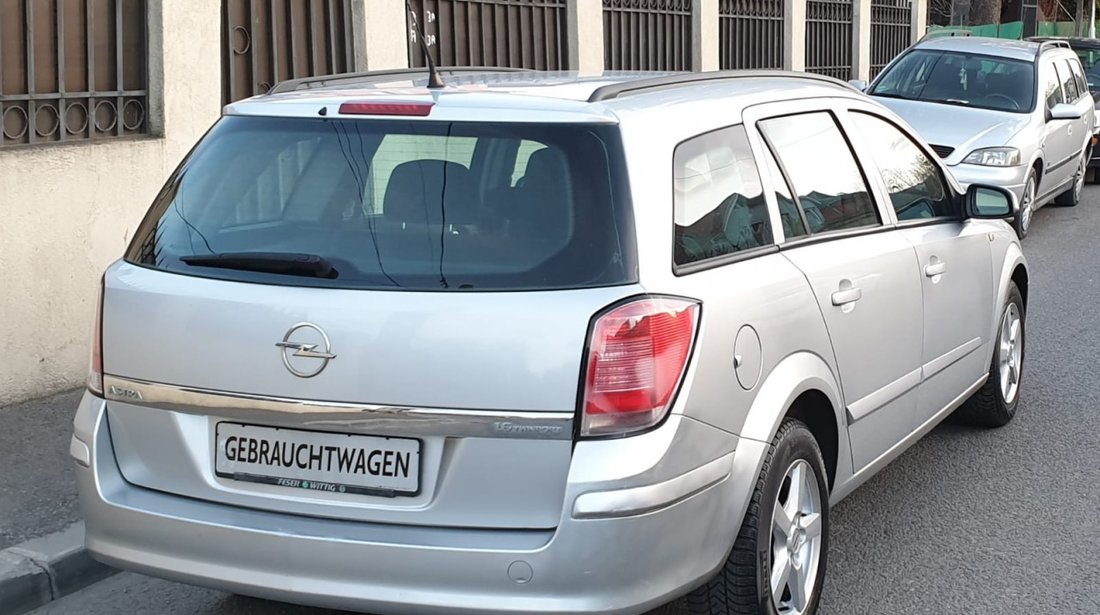 Opel Astra 1.6 benzina 2009