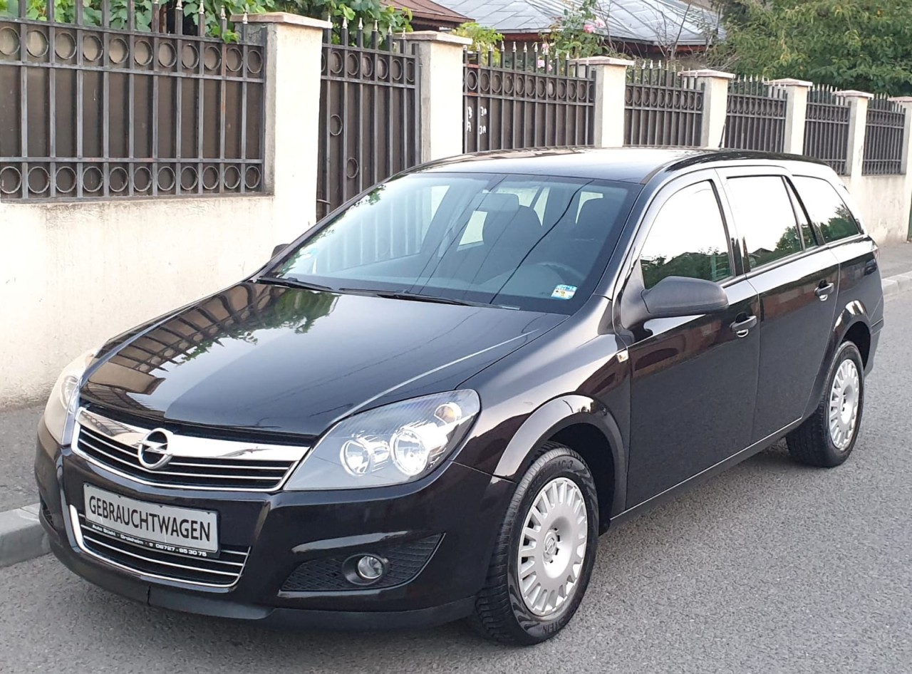 Opel Astra 1.6 benzina 2010