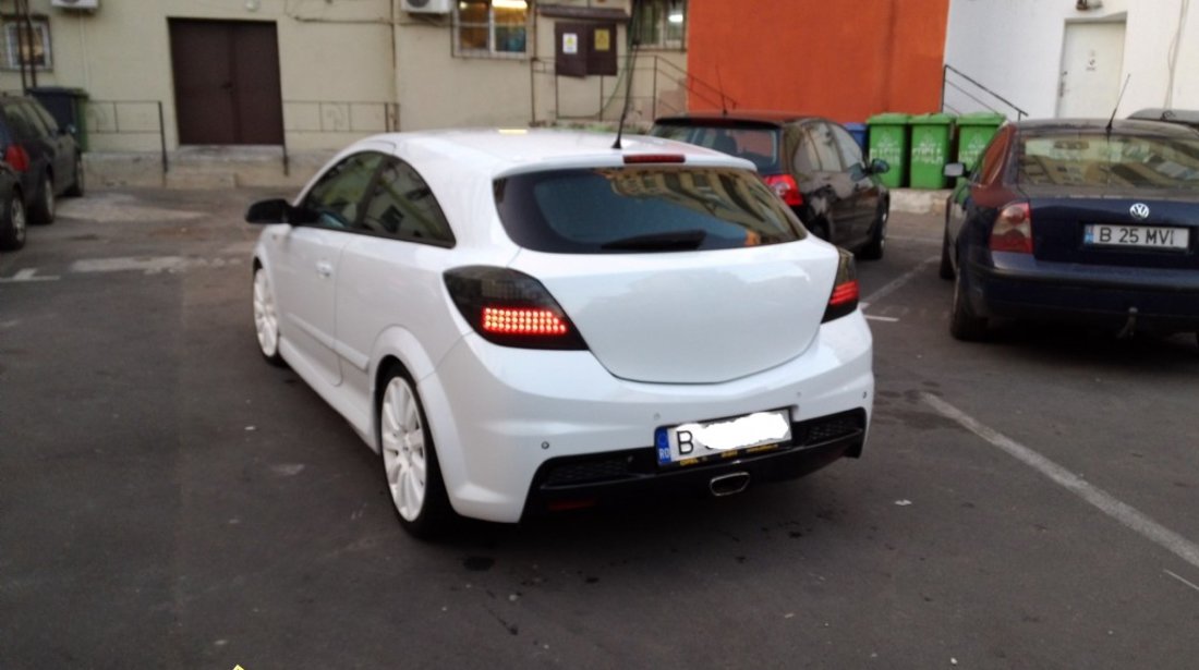 Opel Astra 1 6 Turbo 180 CP 132 KW