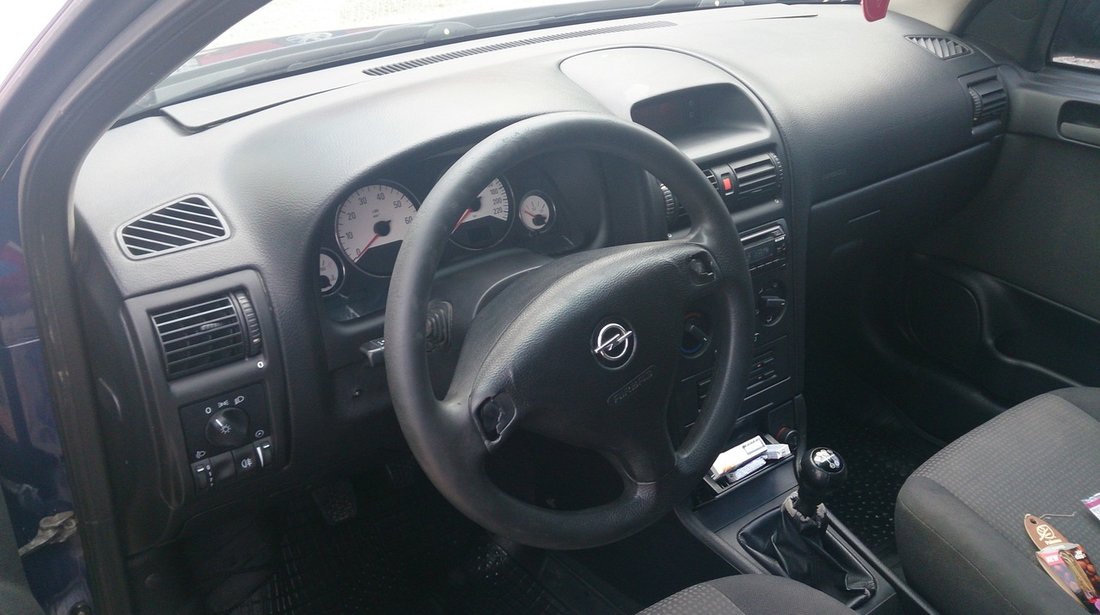 Opel Astra 1.6 twinport 2005