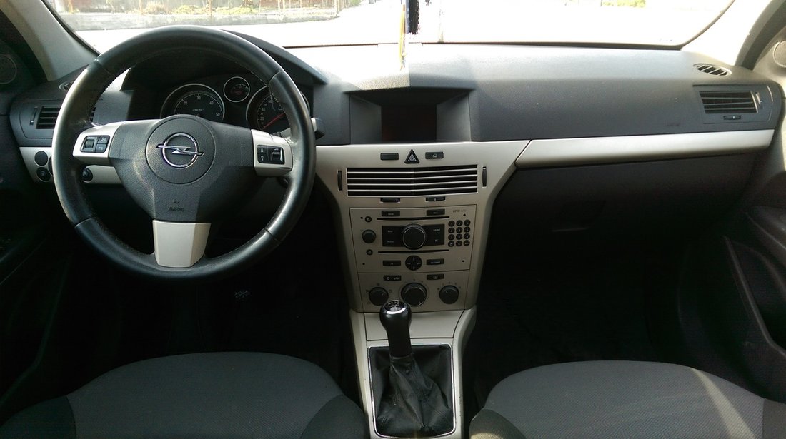 Opel Astra 1.7 ccdi 2008
