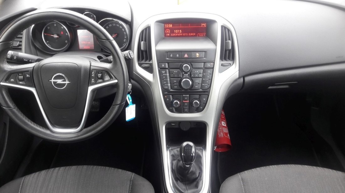 Opel Astra 1.7 CDTI 2010