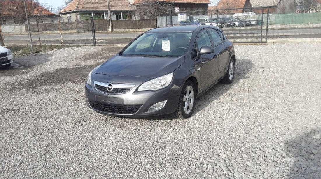 Opel Astra 1.7 CDTI 2010