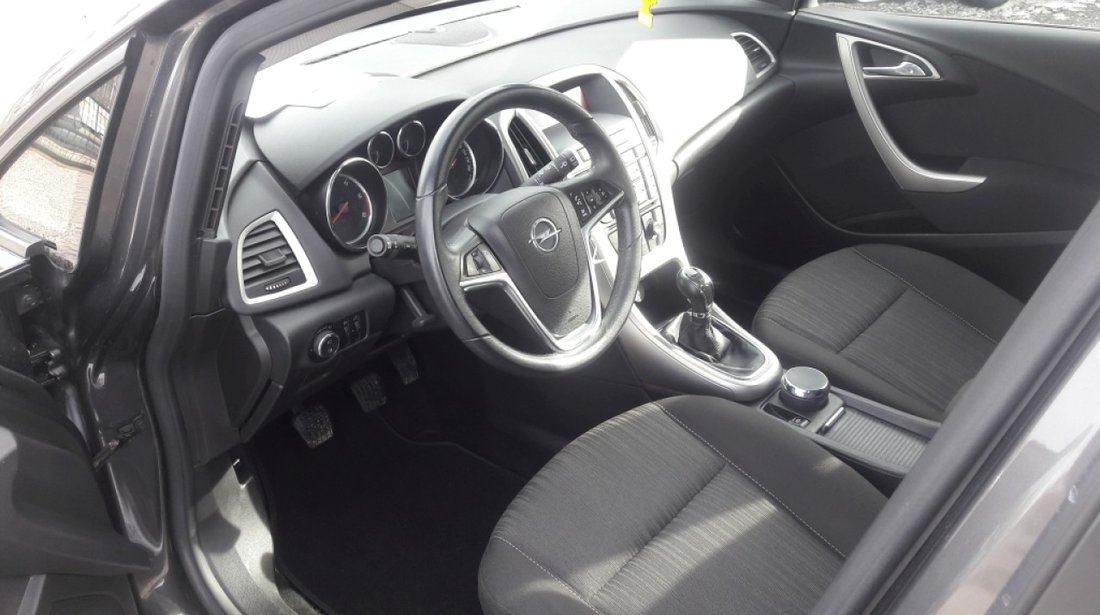 Opel Astra 1.7 CDTI 2010