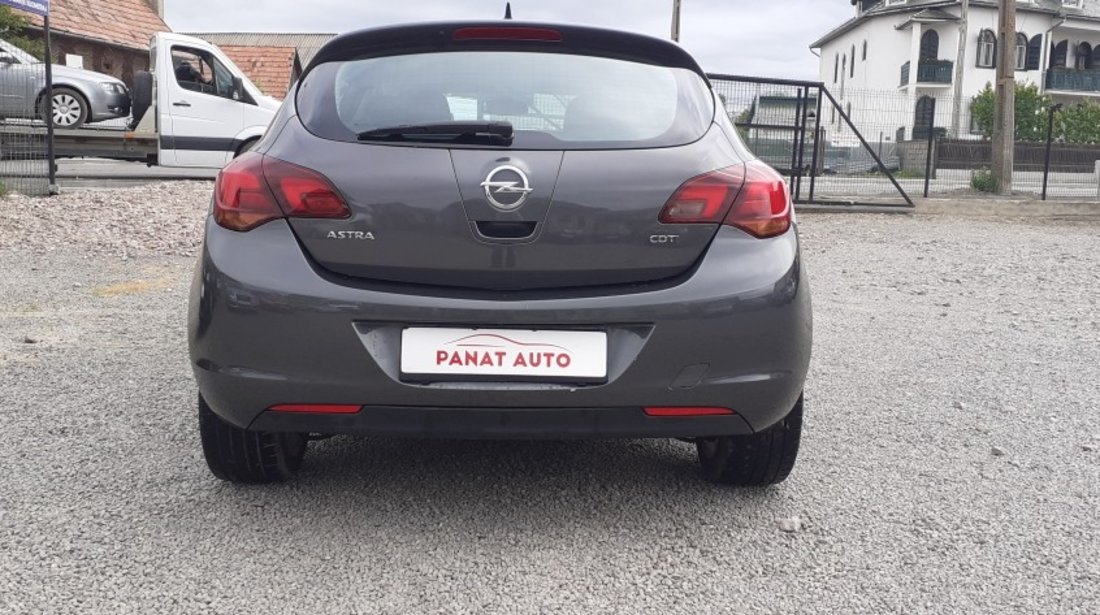 Opel Astra 1.7 CDTI 2011