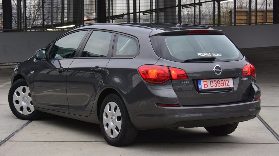 Opel Astra 1.7 CDTI 2012