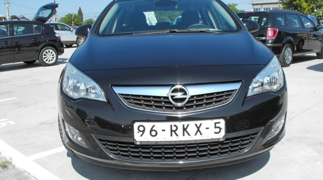 Opel Astra 1.7 CDTI 2012