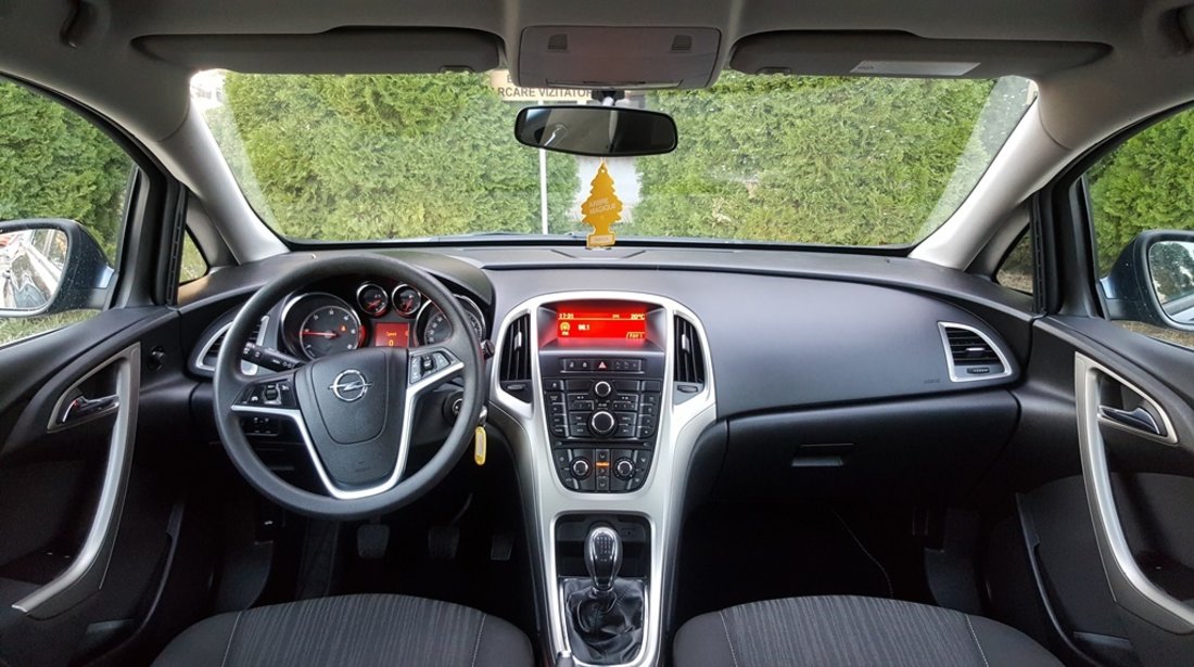 Opel Astra 1.7 Diesel 110 cp 2013
