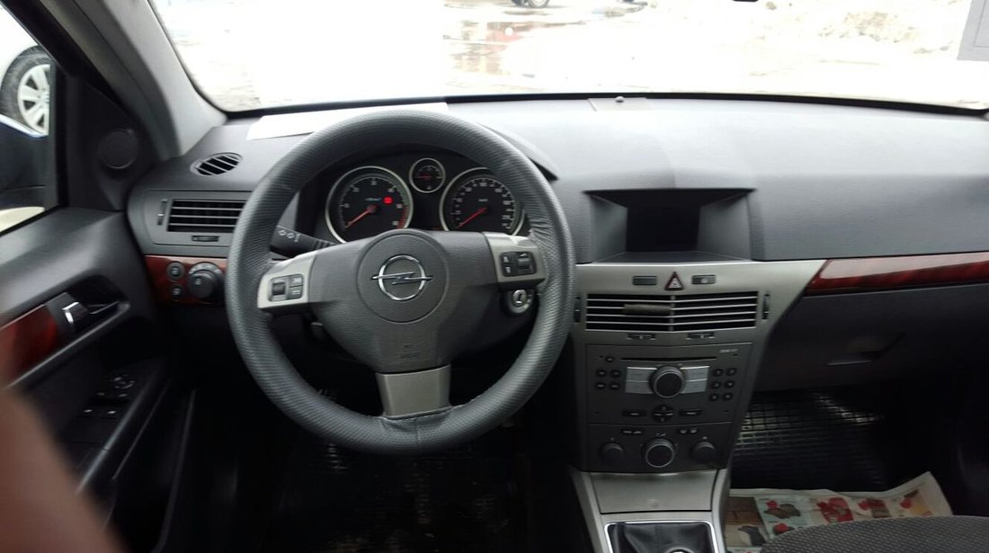 Opel Astra 1.7 TDCI 2004