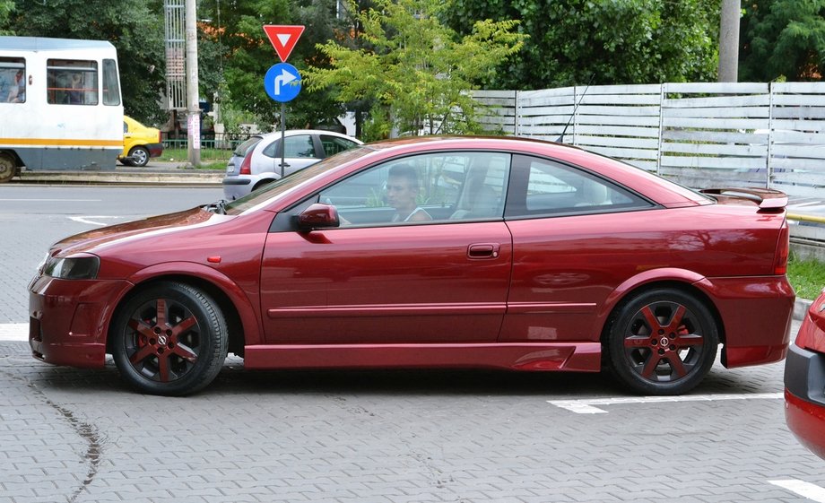 Opel Astra 1.8 16v