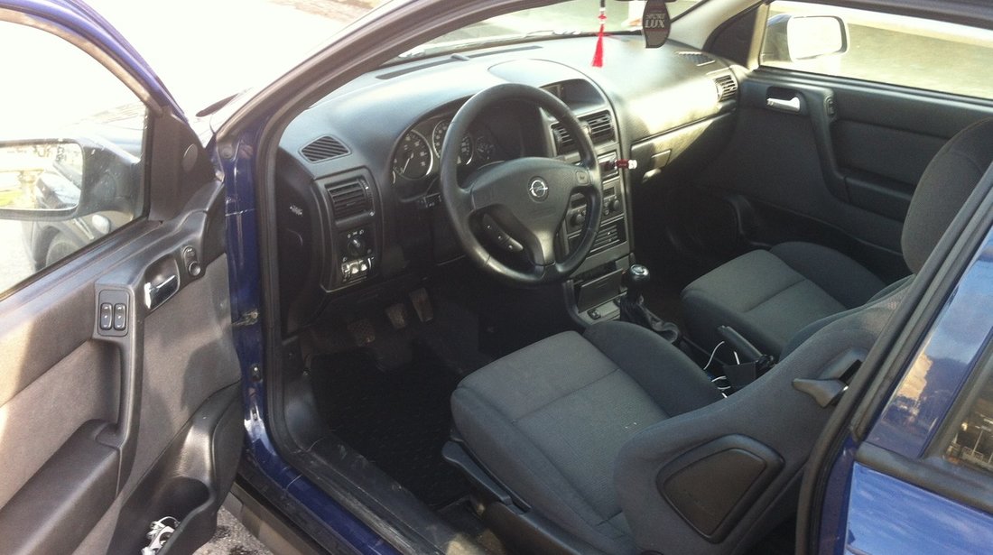 Opel Astra 1.8 2003