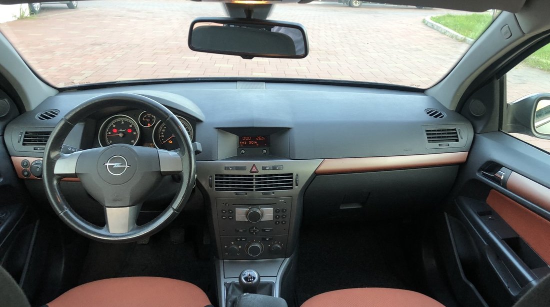 Opel Astra 1.9 cdti 2006