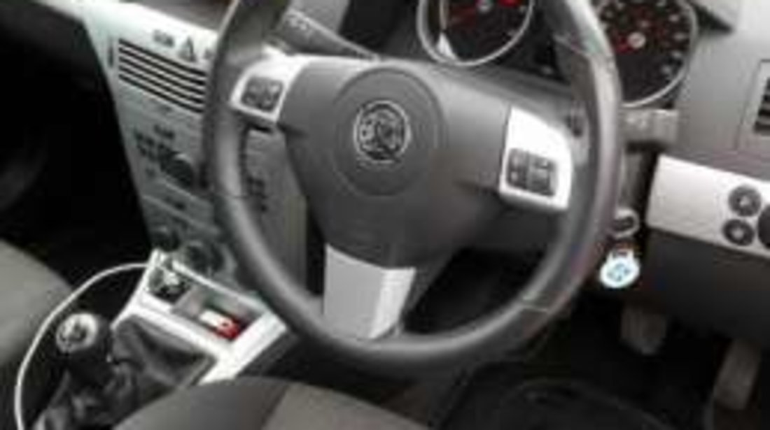 Opel Astra 1.9 cdti 2009