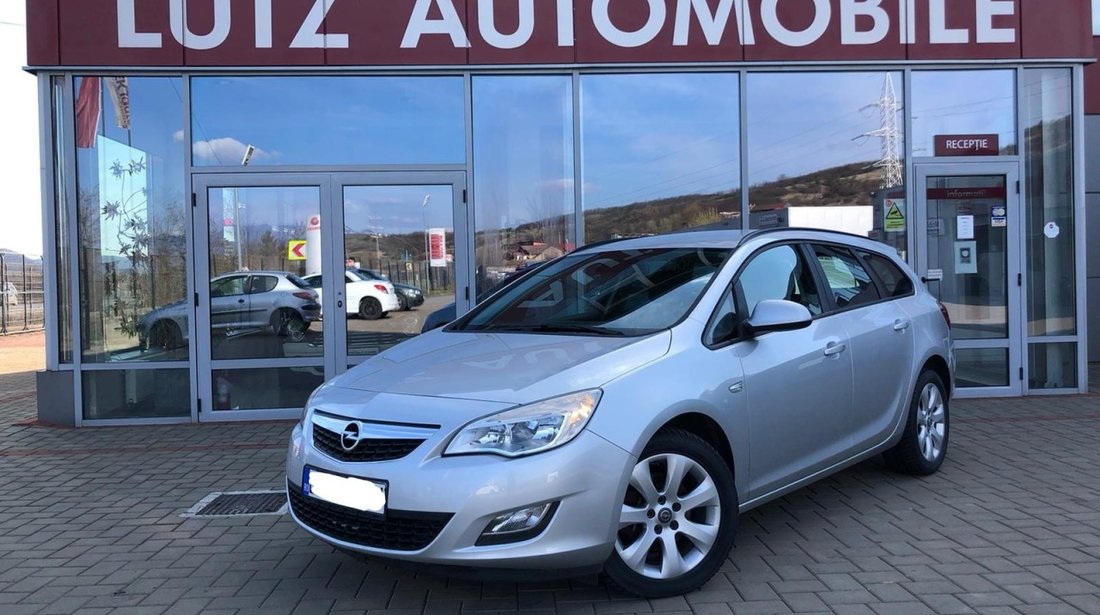 Opel Astra 2.0 2013