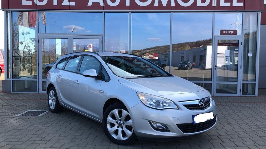 Opel Astra 2.0 2013