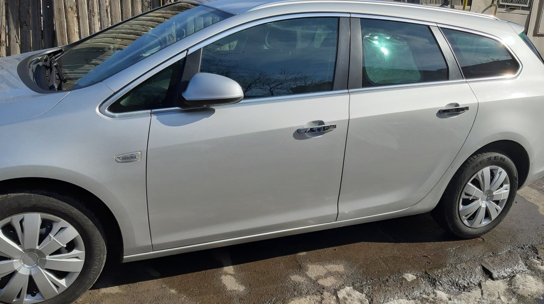 Opel Astra 2.0 CDTI 2011