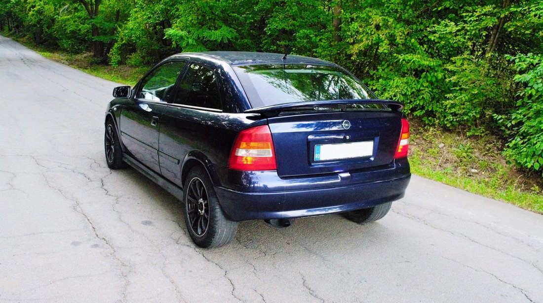 Opel Astra 2.0 DTI Sport 2001