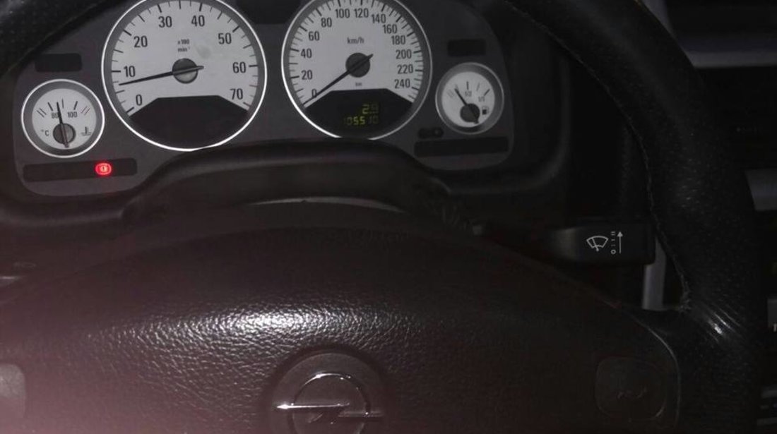 Opel Astra 2,2 2004