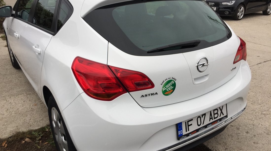 Opel Astra 2014