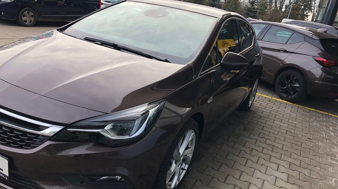 Opel Astra 2016