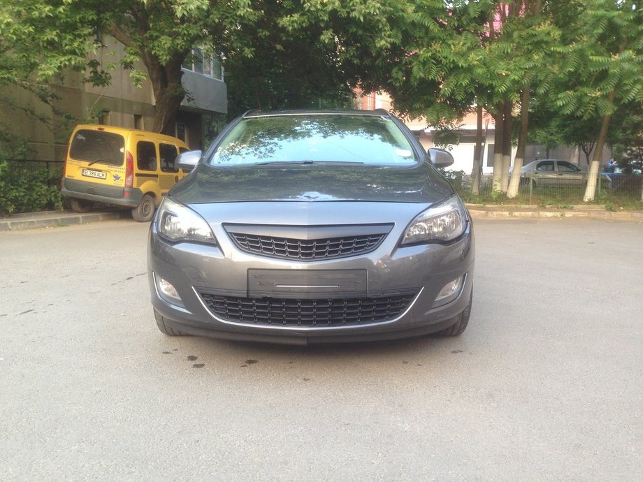 Opel Astra Astra 2012 euro 5 volan dreapta