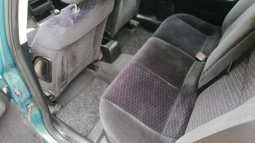 Opel Astra Benzina 2002