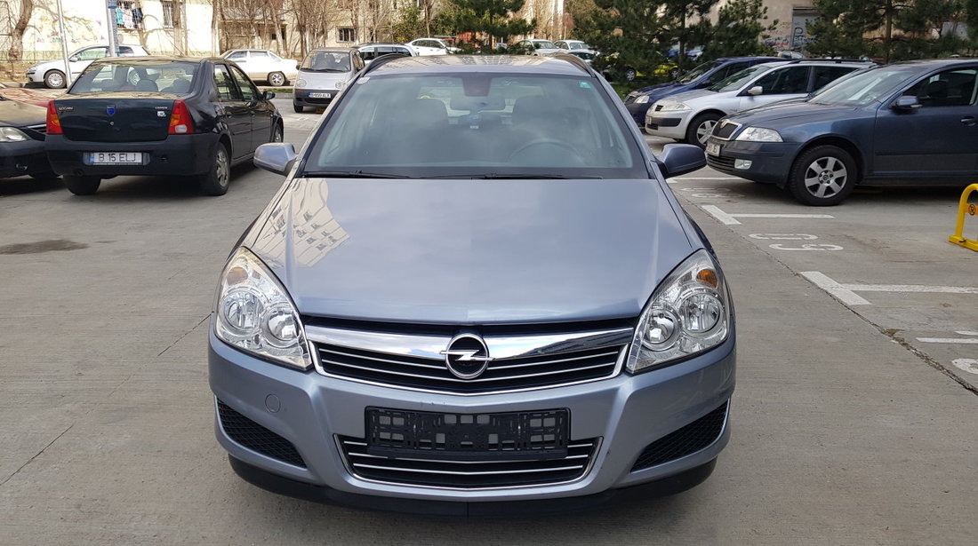 Opel Astra Benzina 2009