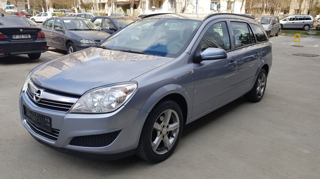 Opel Astra Benzina 2009