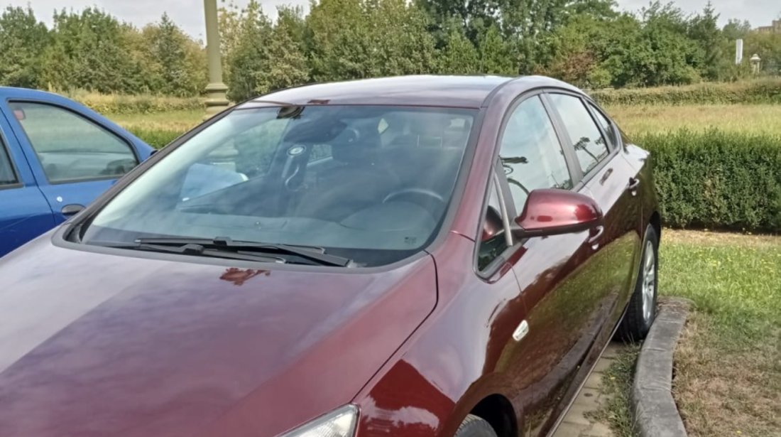 Opel Astra Benzina 2018